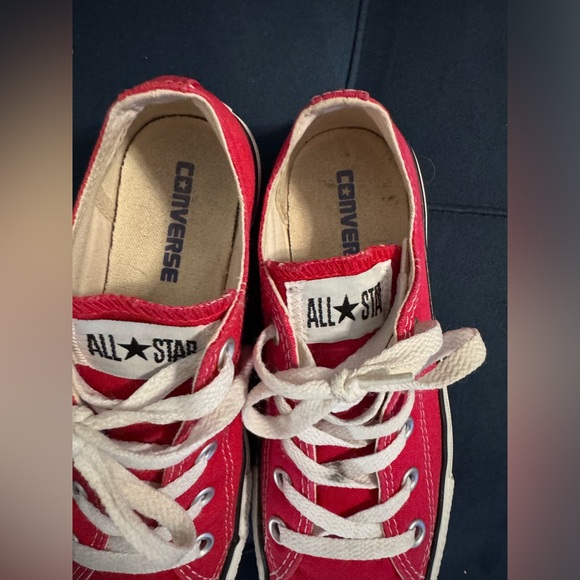 Red Converse Chuck Taylors All-Star Low Top Canvas Sneakers Unisex M(4) F(6) - Picture 16 of 16
